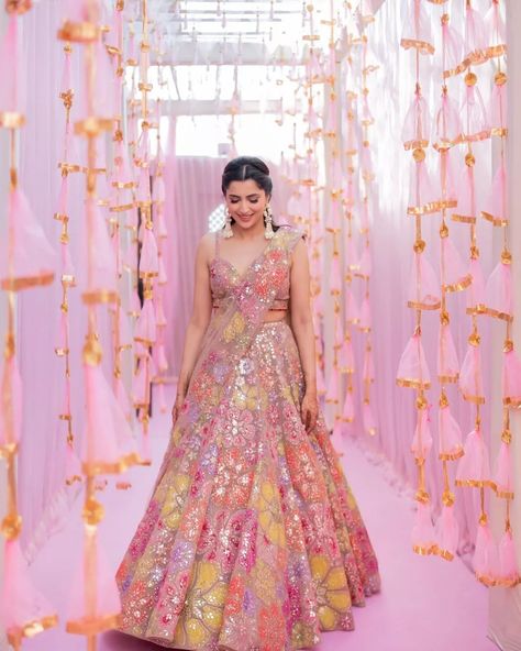 Couldn't stop smiling at our pink #SAdaVYAH Haldi and Chooda ceremony! 💖🌸💞🧿🌷🌺🩷 Capture: @shutterdown.in haldi, chooda, ceremony, pink, wedding, traditions, rituals, love, joy, celebration, Indianwedding, weddingvibes, haldi ceremony, bridal moments Haldi Ceremony Pink Outfit, Outfit For Haldi Function For Bride, Haldi Function Dress For Bride, Pink Haldi Outfit, Latest Haldi Outfits, Mehandi Theme, Haldi Outfit Ideas For Bride, Haldi Ceremony Outfit For Bride, Chooda Ceremony