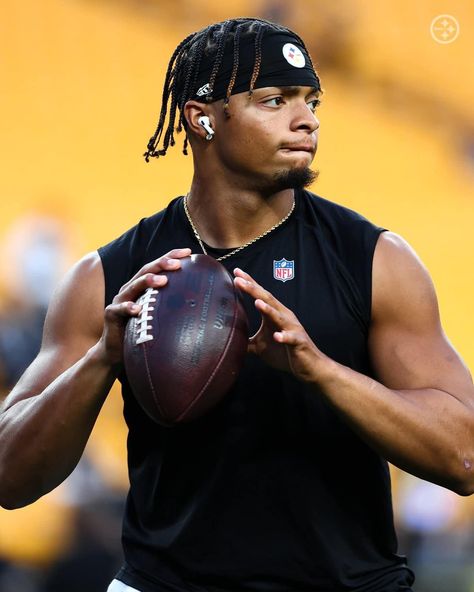 Nfl Championships, Justin Fields, Nfl Football Players, Steeler Nation, American Football Team, Steelers Football, Week 5, National Football League, Pittsburgh Steelers