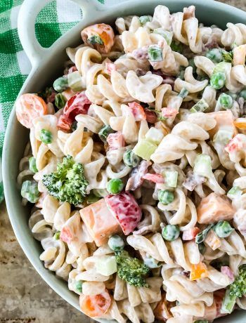 Bow Pasta Salad, Creamy Ranch Pasta, Easy Italian Pasta Salad, Classic Macaroni Salad, Creamy Pasta Salads, Fresh Peas, Cold Pasta Salad Recipes, Creamy Ranch Dressing, Pasta Salad Dressing