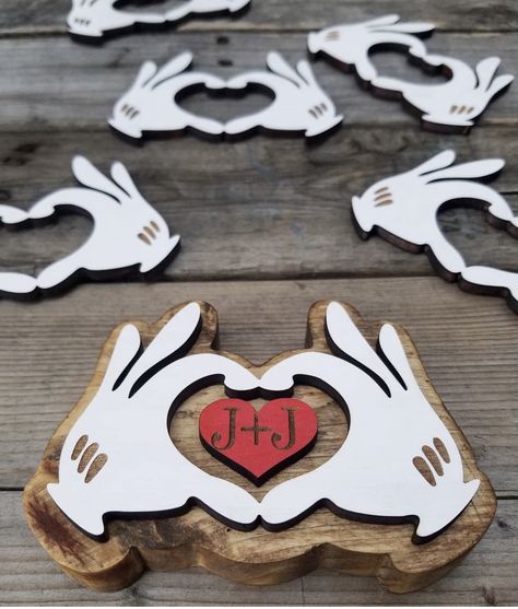 Valentines Laser Ideas, Laser Workshop, Laser Wood Projects, Laser Wedding, Diy Laser Engraver, Wood Laser Ideas, Laser Design, Metal Ideas, Laser Cut Wood Crafts