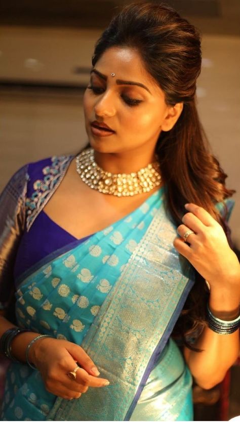 Rachitha Ram, Rachita Ram, Blue Color Saree, Silk Saree Blouse Designs Patterns, Pattu Saree Blouse Designs, Saree Blouse Neck Designs, Wedding Saree Blouse Designs, Jacket Blouse, Fashionable Saree Blouse Designs