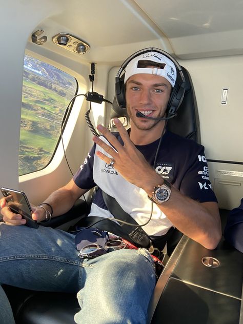 Pierre Gasly Funny, French Boys, Pierre Gasly, Dirty Air, Racing Drivers, F1 Drivers, Cute Celebrities, F 1, Formula One