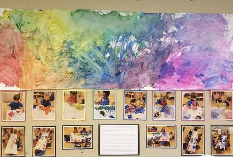 Preschool Art Decorations, Identity Panels Reggio, Childcare Display Boards, Reggio Nursery Room, Reggio Emilia One Year Old, Reggio Emilia Color Activities, Preschool Expressive Art, Regio Emilia Infant Classroom, Childcare Art Display Ideas