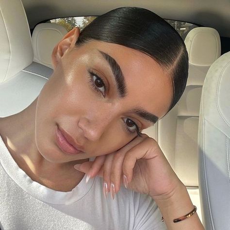 SAGONIA on Instagram: "hi from my car" Sagonia Lazarof, Less Is More Makeup, Eyebrow Beauty, Beat Face, My Car, Less Is More, Hair And Nails, Beautiful People, Eyebrows