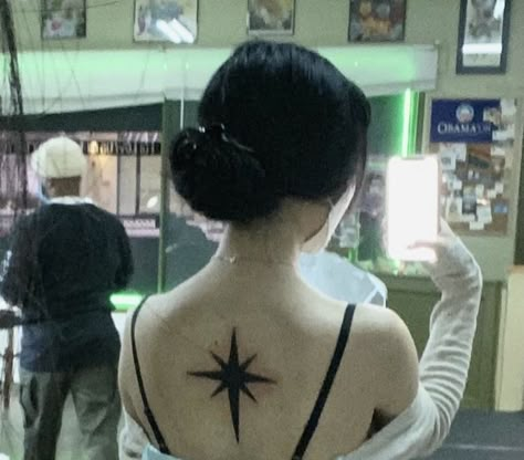 Star Back Tattoo, Ink Aesthetic, Jagua Henna, Cute Tats, Star Tattoo, Cute Little Tattoos, Tattoo Black, Minimalist Tattoos, Dream Tattoos