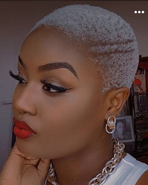 Short Blonde Fade Black Women, Low Fade Black Woman, Short Hair Styles Baddie, Fades For Women Hairstyles Black, Fade Haircut Women Natural Hair, Shortcut Hairstyle, Bald Fade Women Black, Buzz Cut Black Women, Low Cut Hair Black Women