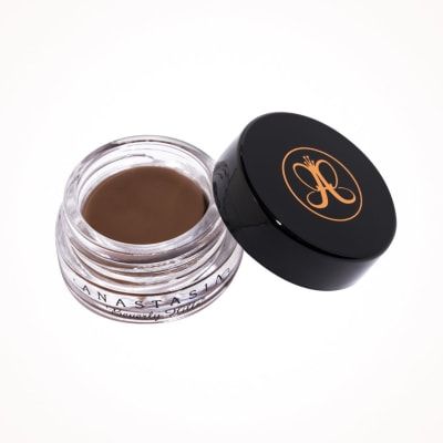 45 Holy Grail Beauty Products You'll Probably Keep Buying Forever Dip Brow Pomade Anastasia, Anastasia Brow Pomade, Perfect Eyebrow Shape, Tweezing Eyebrows, Dipbrow Pomade, Dip Brow, Waxed Eyebrows, Matte Makeup, Threading Eyebrows