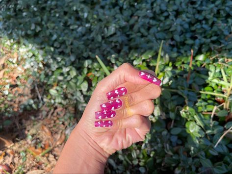 Pink Magenta cat eyes color with mini heart Mini Heart Nails, Cat Eye Colors, Eyes Color, Acrylic Press On Nails, Cat Eyes, Heart Nails, Mini Heart, Valentines Nails, Nails Art