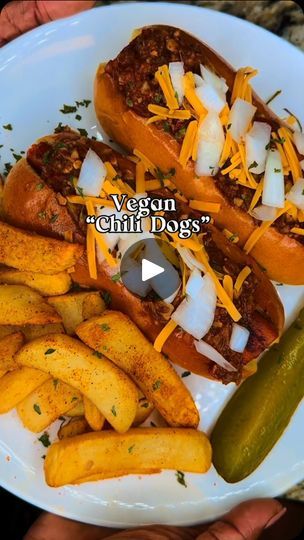 72K views · 15K reactions | Vegan chili dogs! I outdid myself with that chili yall! Soooo good!!🔥🔥🔥

#vegan #veganfood #veganrecipes #vegantiktok #nola #nolafoodie | Bee Domonique | beedomonique · Original audio Veggies Meals, Veggie Dog, Onion Petals, Chilli Dogs, Vegan Chilli, Blooming Onion, Vegan Dog, Chili Dogs, Vegan Chili