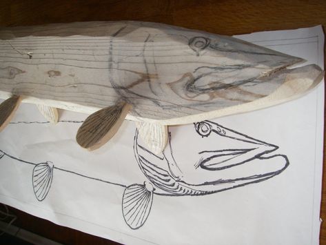 Fish Decoys, Bird Carving Patterns, Fish Wood Carving, Pattern Design Ideas, Fish Gallery, Decoy Carving, Northern Pike, Simple Wood Carving, Wood Carving For Beginners