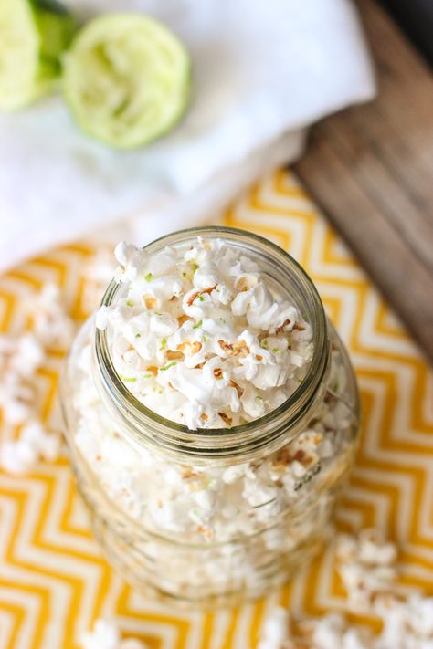 Lime Popcorn, Pregnancy Eating, Pregnancy Snacks, Popcorn Snacks, Dark Chocolate Cakes, Popcorn Recipes, Lunch Snacks, Snack Time, Snack Ideas