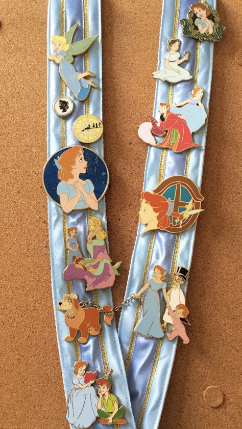 Rare Disney Pins, Disney Pins Sets, Disneyland Pins, Disney Pins Trading, Disney Time, Disney Cuties, Disney Themed Outfits, Pin Trading, Disney Trading Pins