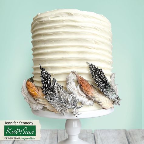 Handpainted Cake with feathers using Katy Sue Designs feathers mold. Feather Cake Topper, Feather Cake, Fondant Lace, Cake Frame, Small Cupcakes, Cake Borders, Miniature Cake, Chocolate Fondant, Fondant Silicone Molds