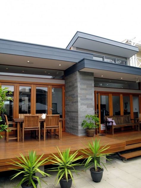 House with Flat Roof - the roof structure fashioned with a long tradition Flat Roof House Designs, Flat Roof Design, Flat Roof House, House Roof Design, Contemporary Exterior, Roof Structure, House Roof, Flat Roof, Roof Design