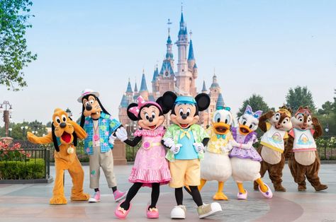 Shanghai Disney Resort Shares Fun Summer Offerings And Tickets Summer Insects, Animal Flow, Shanghai Disney Resort, Disney 100, Disney Shanghai, Seasonal Food, Disney Castle, Pixar Toys, Baymax