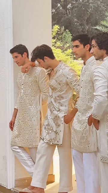 Abhinav Mishra Mens Wear, Men Haldi Outfit, Modern Traditional Clothes, Indian Old Money, Indian Wedding Outfits For Men, Traditional Clothes For Men, Haldi Outfit Ideas, Groom Indian Wedding Outfits, Indian Mens Clothing