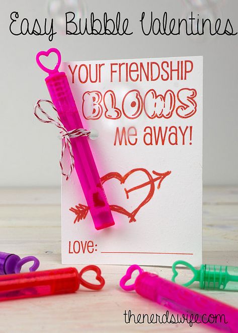 Bubble Valentines with FREE Printable -- just tie on a bubble wand for a fun classroom Valentine's Day card! Candy Free Valentines, Bubble Valentines, Class Valentines, Happy Hearts Day, Preschool Valentines, Toddler Valentines, Homemade Valentines, My Funny Valentine, Valentines Day Treats