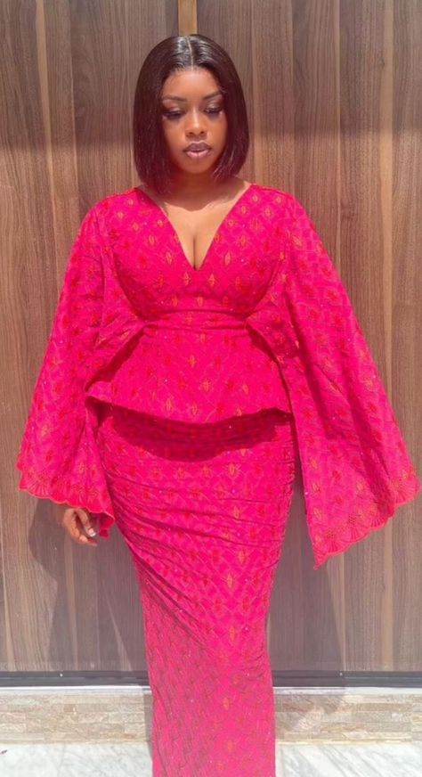 Modele Wax, Model Wax, African Party Dresses, African Fabric Dress, Dresses African, African Dresses Modern, African Inspired Clothing, African Models, African Maxi Dresses