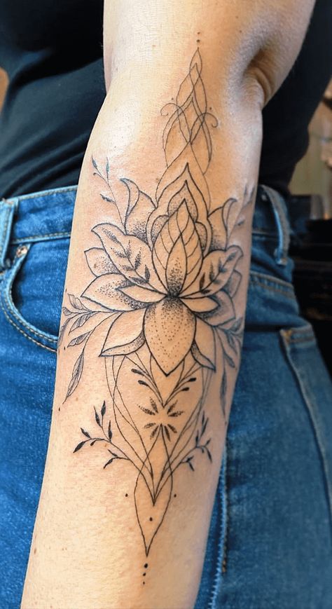 Lotus Flower Arm Tattoo Half Sleeves, Lotus Flower Arm Tattoo, Tattoo Ideas Lotus, Lotus Hand Tattoo, Lotus Tattoo Ideas, Mandala Tattoos For Women, Henna Tattoo Ideas, Tattoo Ladies, Lotus Flower Tattoo Design