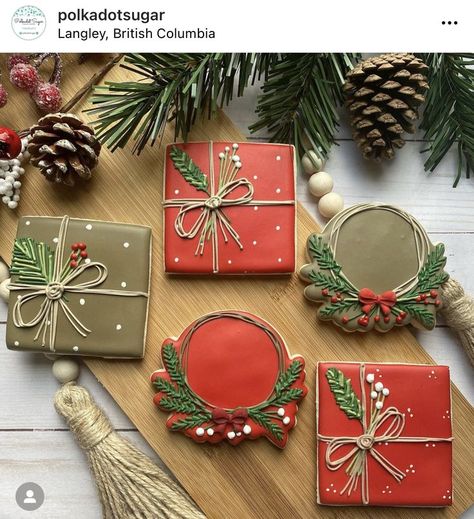 Christmas Gift Cookies Decorated, Rustic Christmas Cookies Decorated, Christmas Cookie Sets Decorated, Present Cookies Decorated, Gift Cookies Decorated, Christmas Present Cookies, Ornament Sugar Cookies, Decorated Christmas Sugar Cookies, Christmas Sugar Cookie Designs