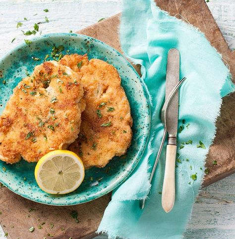 Cauliflower Schnitzel, Cauliflower Steaks Recipes, Cauliflower Recipes Healthy, Plant Diet, Schnitzel Recipes, Cauliflower Steaks, Meatless Dinner, Healthy Clean Eating, Vegetarian Food