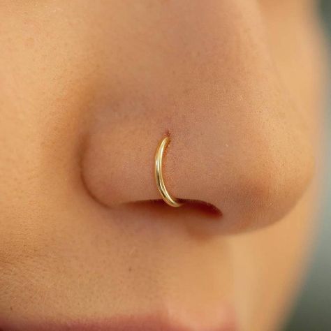 Gold Hoop Nose Ring, Nose Ring Designs, Nose Piercing Ring, Cute Nose Piercings, Sterling Silver Nose Rings, Nose Ring Jewelry, Gold Nose Hoop, Nose Piercing Hoop, Nose Earrings