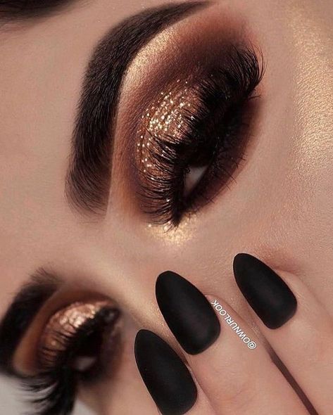 Makeup Ideas Natural Brown, Eye Makeup Idea, Prom Makeup For Brown Eyes, Glittery Eye Makeup, Christmas Eyeshadow, Glittery Eyes, Inspo Makeup, Make Up Tutorials, Brown Skin Makeup