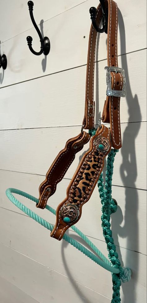 Western Horse Tack Sets, Pink Horse Tack Western, Barrel Tack Sets, Tack For Horses, Purple Tack Set, Western Saddle Aesthetic, Halters For Horses, Pretty Horse Tack, Turquoise Tack Set