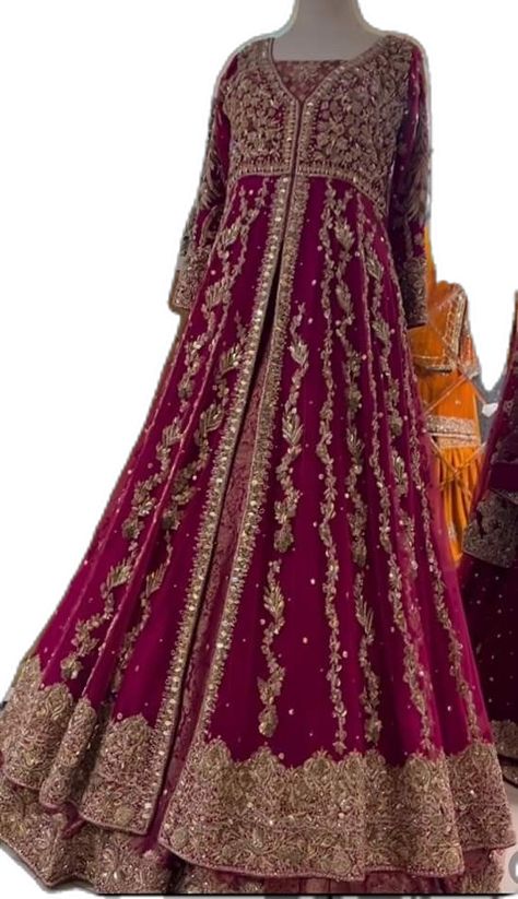 Bridal Wedding Dresses Pakistani, Twilight Dress, New Bridal Dresses, Wedding Dresses Pakistani, Pakistani Bridal Dress, Red Bridal Dress, Shadi Dresses, Beautiful Bridal Dresses, Asian Bridal Dresses