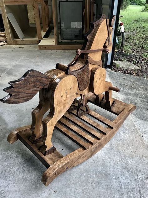 Jiang Fengmian, Wooden Rocking Horse Plans, Rocking Horse Woodworking Plans, Rocking Horse Plans, Kids Rocking Horse, Wood Rocking Horse, Kids Rocking Chair, Wooden Toy Trucks, Rustic Furniture Diy