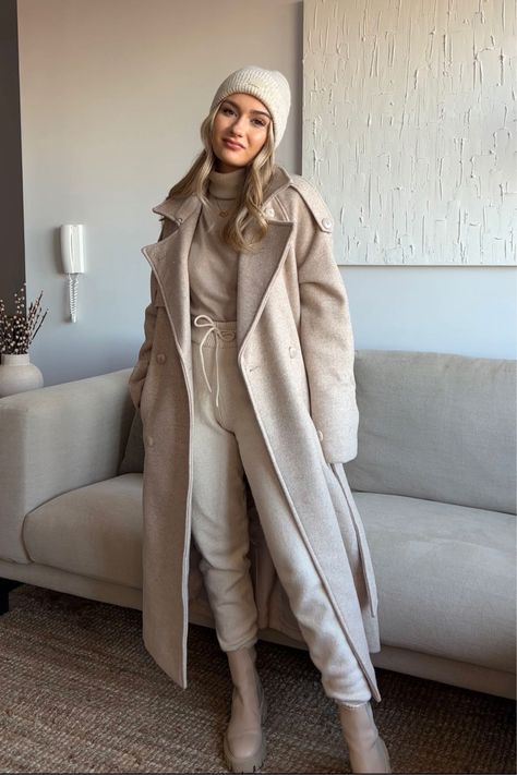 Vila knitted jogger co-ord with … curated on LTK Longline Coat Outfits, Fur Coat Outfit Casual, Beige Faux Fur Coat, Faux Fur Coats Outfit, Co Ord Outfits, Outfits Of The Week, Fur Coat Outfit, Comfy Fall Outfits, Skirt Inspiration