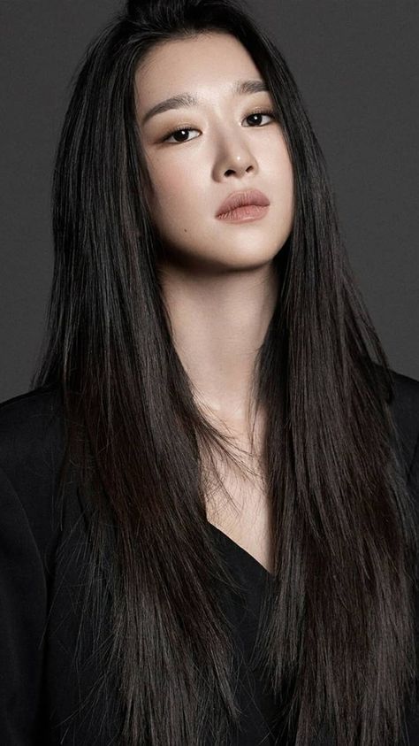 Yeaji Seo, Seo Yeaji, Seo Yeji, Seo Ye-ji, Female Role Models, Asian Actress, Ye Ji, Dark Phone Wallpapers, Korean Japanese