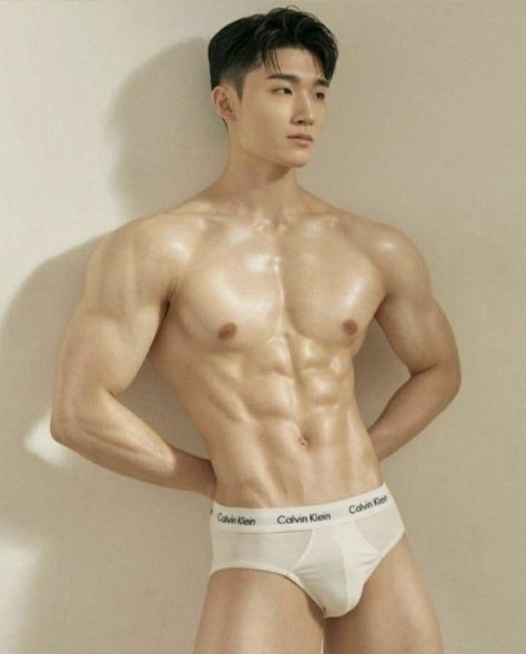 Men Abs, Asian Man, Hot Abs, Handsome Asian Men, Hot Asian Men, Anime Guys Shirtless, Cute Asian Guys, Aesthetic Guys, Shirtless Men