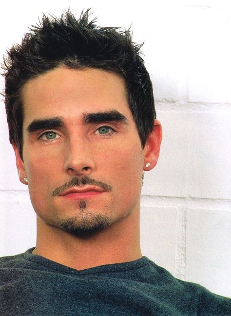 Kevin Richardson 90s, Nick Backstreet Boys, Early 2000s Hair, 90s Boy Bands, Backstreet Boy, Brian Littrell, Kevin Richardson, Jordan Knight, Boy Celebrities