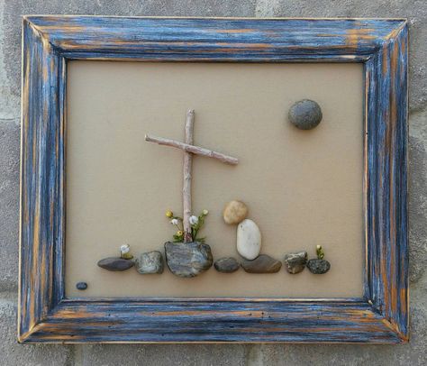 Pebble Art, Rock Art, At The Cross, Two sisters, Couple, Praying ... Caillou Roche, Diy River Rock, Pebble Art Family, Art Pierre, Christian Crafts, Rock And Pebbles, Art Rock, Bible Crafts, Stone Crafts