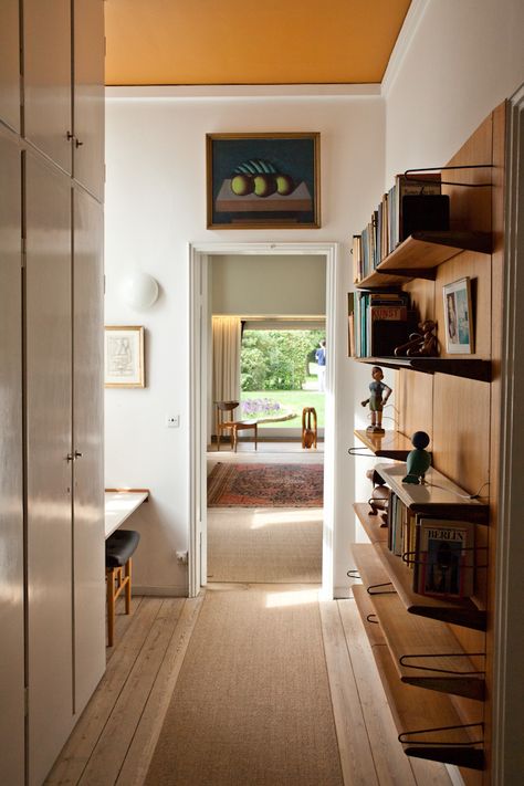 The mustard painted ceilings at the Finn Juhl House Copenhagen are a great way to warm up a space. Are you a fan of the painted ceiling trend? Join the debate! #ceilings #paintedceilings #trend #interiors Painted Ceiling Above Picture Rail, Finn Juhl House, Houseboat Ideas, Minimalism Living, Ceiling Paint Colors, Yellow Ceiling, Accent Ceiling, Flip Ideas, Unique Interiors