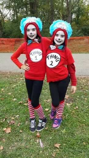 Costume idea for Thing 1 and Thing 2 Thing 1 Thing 2 Costume, Thing One And Thing Two Costumes, Thing 1 Costume, Thing 1 Thing 2, Book Characters, Halloween Makeup, Ronald Mcdonald, Halloween Fun, Diy Clothes