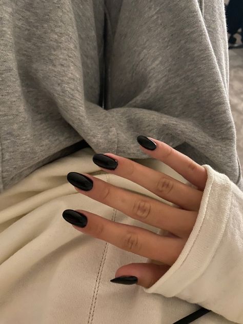 Nails Light Pink, Nails Application, Fake Nails White, Colourful Nails, Black Acrylic Nails, Light Pink Nails, Hello Nails, Autumn Looks, Nagel Tips