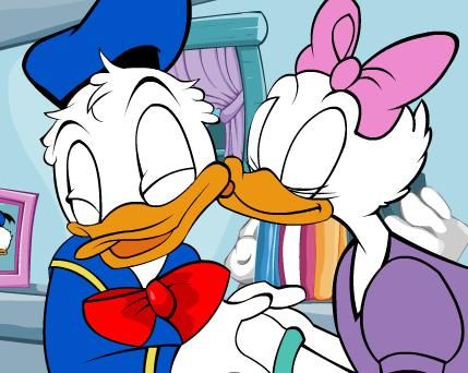 Donald @ Dasiy | Juego con el pato Donald y Daisy Donald And Daisy, The Best Hairstyles, Daisy Duck, Best Hairstyles, Donald Duck, Daisy, Hairstyles, Models, For Sale