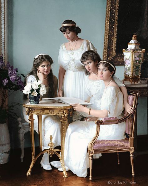 Princess Alice Of Battenberg, Tatiana Romanov, Anastasia Musical, Familia Romanov, Tatiana Nikolaevna, Romanov Sisters, Anastasia Romanov, Grand Duchess Olga, Loki Fanart