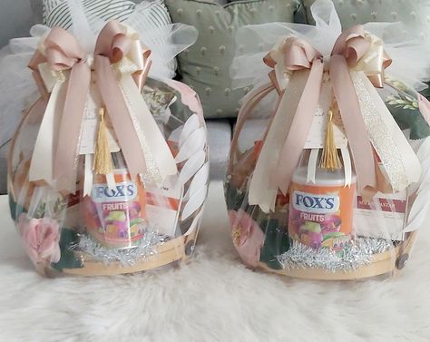 Pita Hampers, Hampers Ideas Idul Fitri, Parcel Lebaran Hampers, Ide Hampers Lebaran, Cookies Hampers, Ramadhan Hampers, Ide Hampers, Food Gifts Wrapping, Hampers Idea