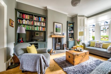 Small Period Living Room, Modern Period Living Room, Council House Living Room, New Build Living Room Ideas Uk, Small Victorian Terrace Living Room, Safe Living Room, 1930s Living Room Ideas, Traditional Sitting Room, 1930s Living Room