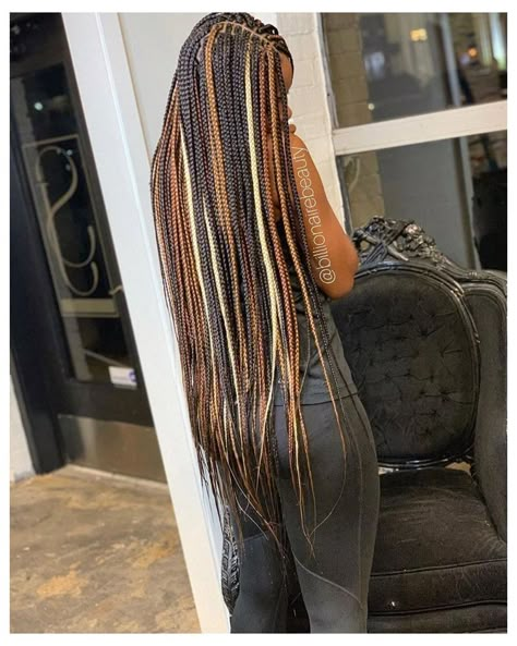 Braiding Hair Colors, Weave Hairstyles Braided, Different Braids, Blonde Box Braids, Peekaboo Hair, Blonde Braids, Box Braids Hairstyles For Black Women, Braided Cornrow Hairstyles, Cute Box Braids Hairstyles