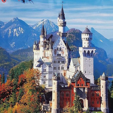 Neuschwanstein Castle, Bavaria, Germany 🇩🇪 This iconic view of Neuschwanstein Castle showcases its fairytale-like architecture nestled in the Bavarian Alps. Surrounded by lush forests and set against a backdrop of snow-capped mountains, the castle's turrets and spires rise majestically, evoking a sense of fantasy and grandeur. Built by King Ludwig II, Neuschwanstein is one of Germany's most famous landmarks and a symbol of romanticism. Bavarian Castle, Disney Castle Germany, Germany Neuschwanstein Castle, Neuschwanstein Castle Winter, Castle Bavaria, Oberhofen Castle, Germany Castles, Neuschwanstein Castle, Snow Caps