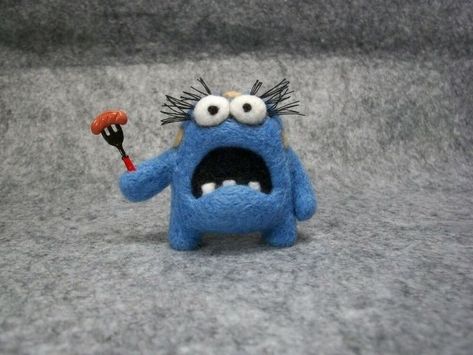 Needle Felt Doll, Tovad Ull, Clay Monsters, Felt Monster, Teddy Bears For Sale, Blue Monster, Needle Felting Diy, Bear Teddy, Monster Dolls