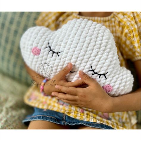 Cushion Crochet, Christmas Presents For Kids, Crochet Cushion, Crochet Cute, Cloud Cushion, Pillow Plush, Toy Baby, Crochet Cushions, Christmas Presents