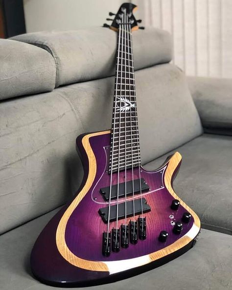 Guitarras Made In BraSil on Instagram: “X-Vector Guitars 'n' Basses @xvectorguitarsnbasses #luthier #5stringbass #boutiqueguitars #guitarsofinstagram #luthiery #bass #bassplayer…” Bass Guitar Custom, Purple Bass Guitar, Guitar Aesthetics, Bass Design, Esp Guitars, Acoustic Bass Guitar, Bass Guitar Lessons, All About That Bass, Cool Electric Guitars