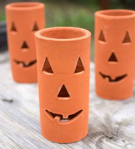 Halloween Clay, Jack O Lantern Faces, Jack O'lantern, Lantern Set, Slab Pottery, Metal Lanterns, Halloween Jack, Halloween Home, Cylinder Shape