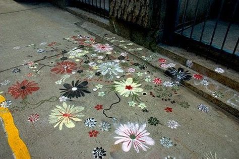 Chalk Driveway, Shark Photoshoot, Chalk Inspiration, Chalk Flowers, Fun Chalk Art, Chalk Ideas, Side Walk, Sidewalk Chalk Art, Sidewalk Art