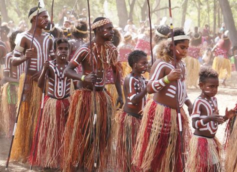 #Photography: Laura Aboriginal Dance Festival 2017 | Lynn B. Walsh | Lynn B. Walsh Photography | BL | Black Lion Journal | Black Lion Aboriginal Clothing, Australia School, Cape York, Journal Black, Australian Clothing, Black Indians, Dance Festival, Black Lion, Aboriginal People